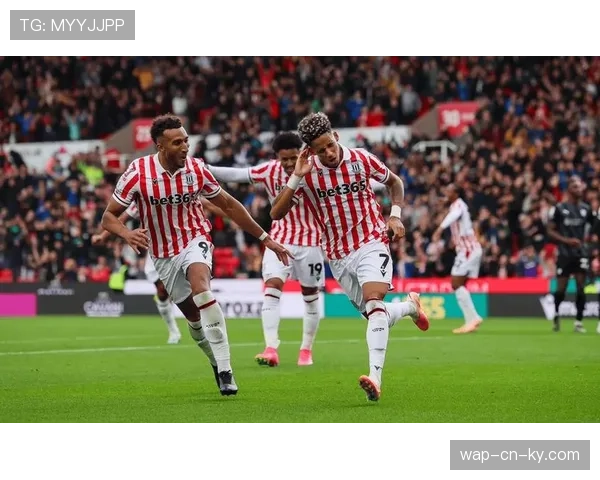 罗塞尼尔高位压迫体系遇瓶颈 切尔西中场调度能力因停赛削弱